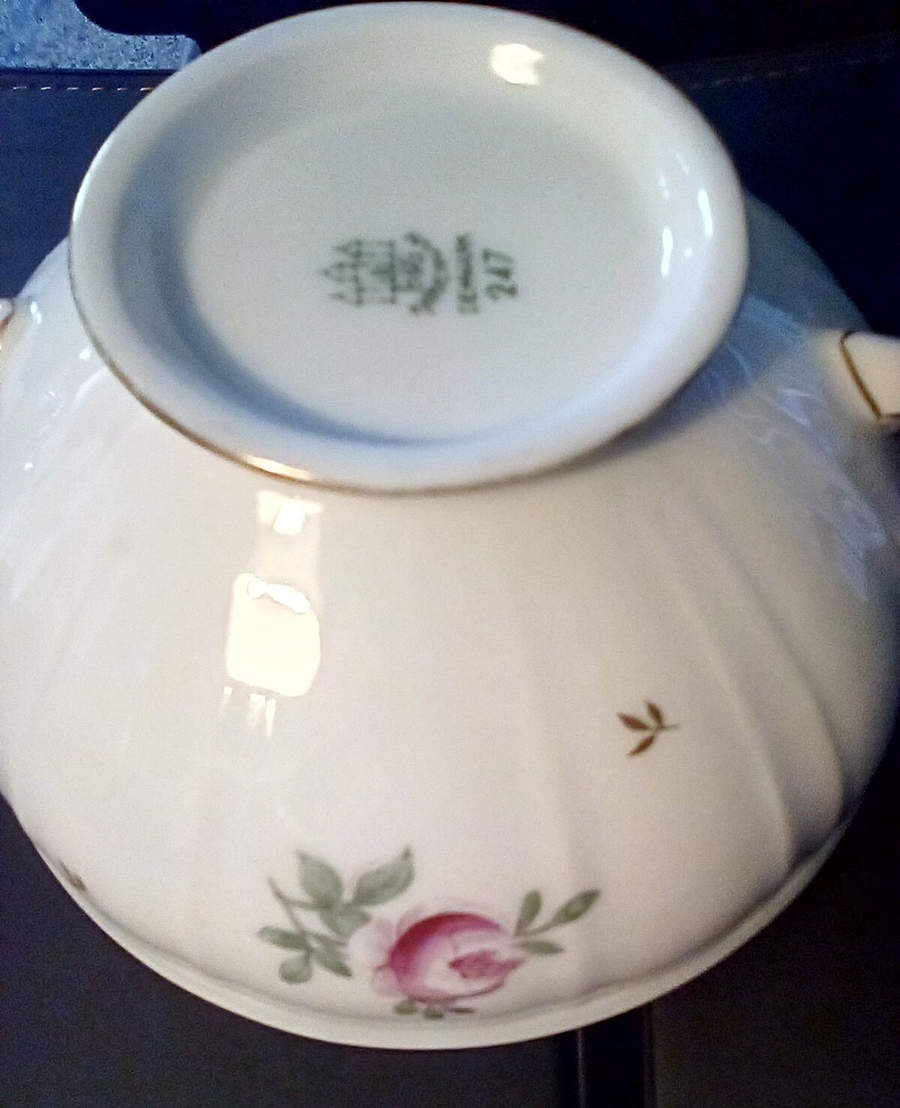 BIG38 Footed Cream Soup Bowl by Bing & Grondahl-1