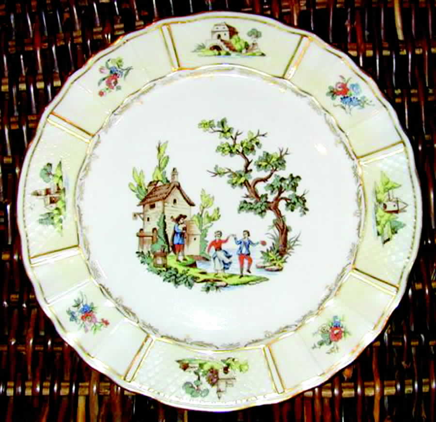BER310 Dinner Plate by Bernardaud-1