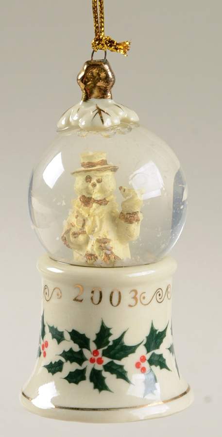 Holly (Gold Trim) Ornament by Baum Brothers-1