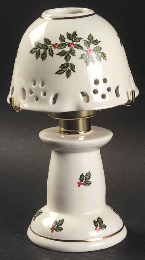 Holly (Gold Trim) Mini Hurricane Lamp & Globe by Baum Brothers-1