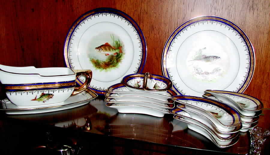 BWD898 Gravy Boat & Underplate by Bawo & Dotter-1