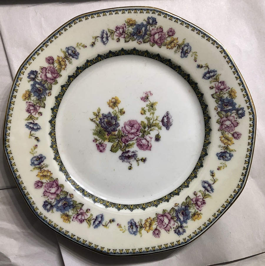 BOJ58 Dinner Plate by Jean Boyer (Limoges)-1