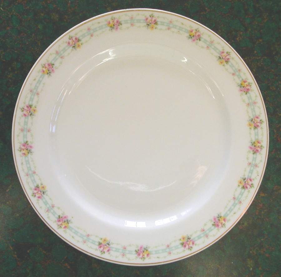 BWD381 Dinner Plate by Bawo & Dotter-1