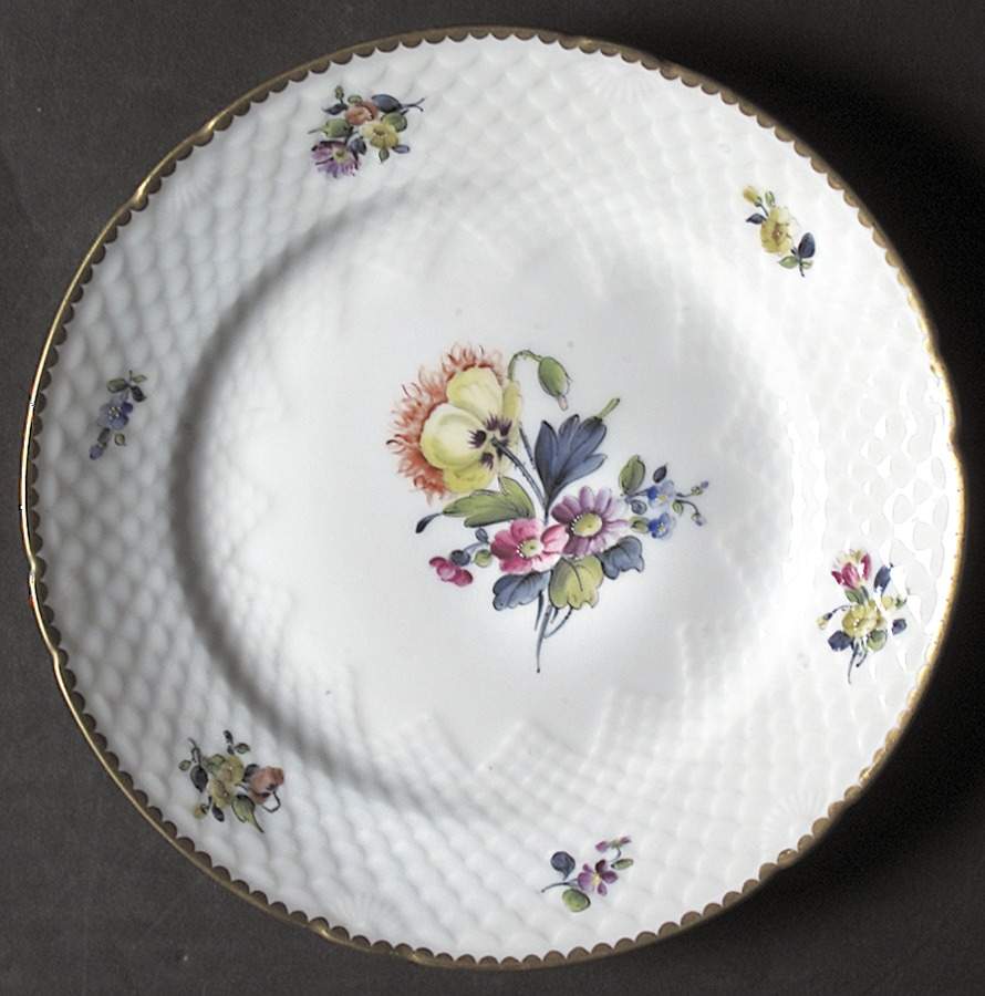 BIG39 Salad Plate by Bing & Grondahl-1