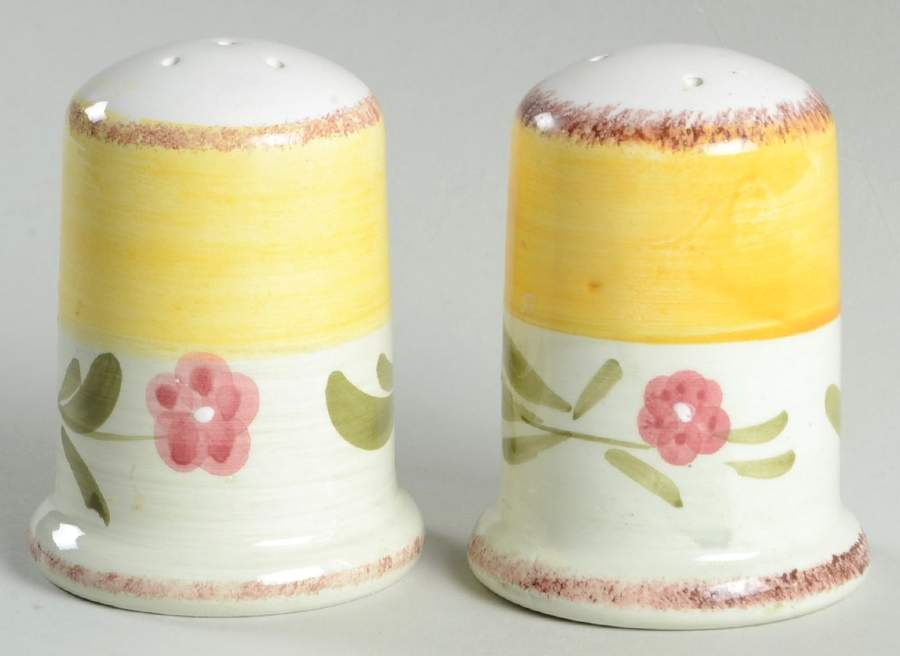 Mara Salt & Pepper Set by Bizzirri-1