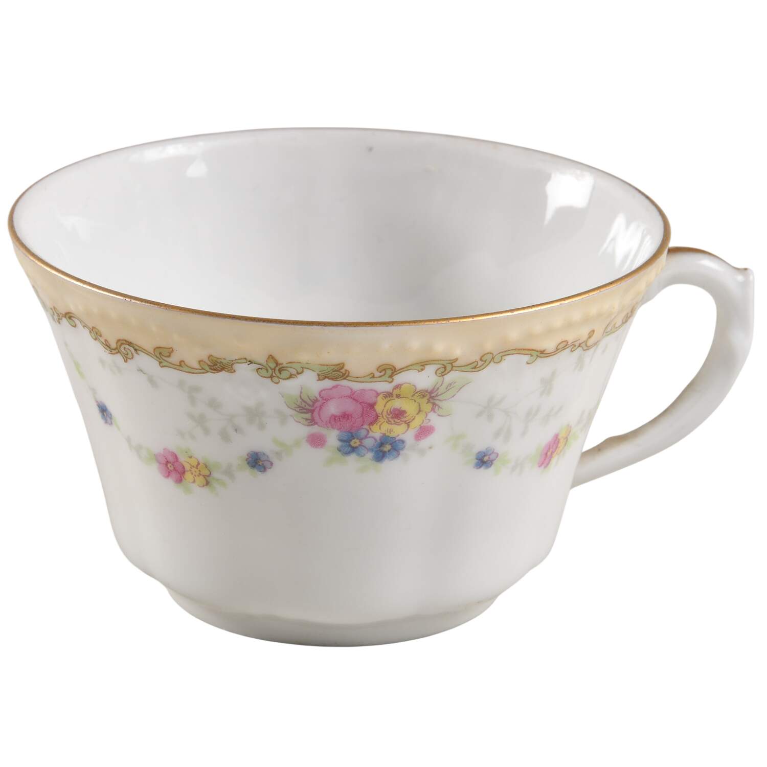 BSS59 Flat Cup by Bassett-1