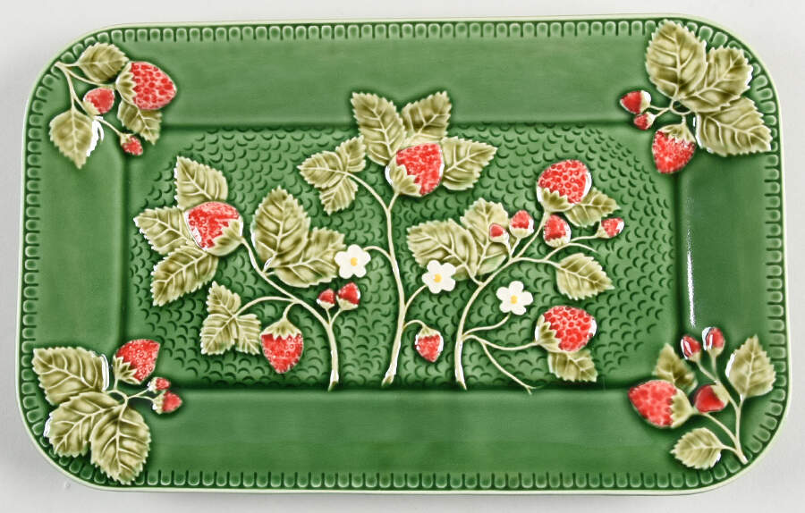 Strawberry Service 13" Rectangular Serving Platter by Bordallo Pinheiro-1