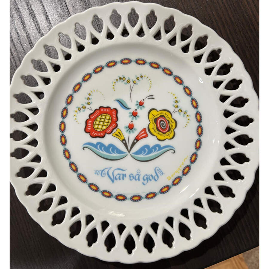 BTR1 Wall Plate by Berggren Traynor-1