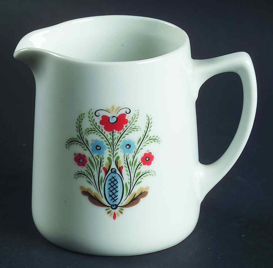 BTR1 Creamer by Berggren Traynor-1