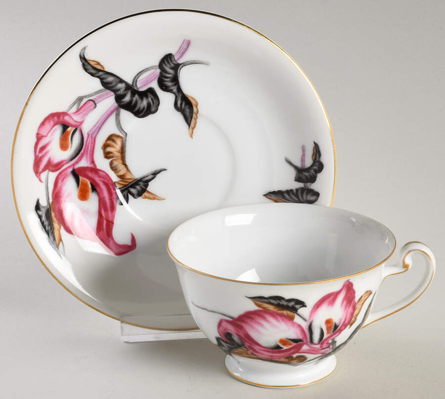 Moderne Footed Cup & Saucer Set by Berkshire China-1