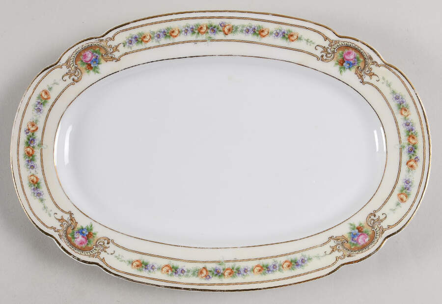 BLK108 11" Oval Serving Platter by Black Knight-1