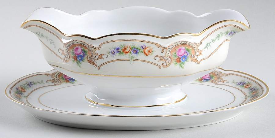 BLK108 Gravy Boat with Attached Underplate by Black Knight-1