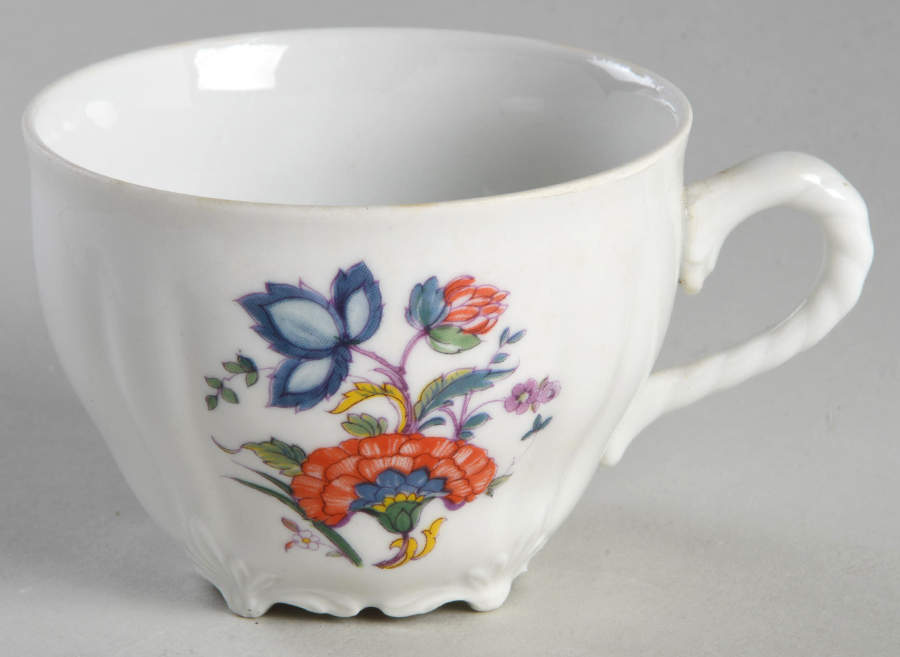 BID25 Footed Demitasse Cup by Bidasoa (Spain)-1