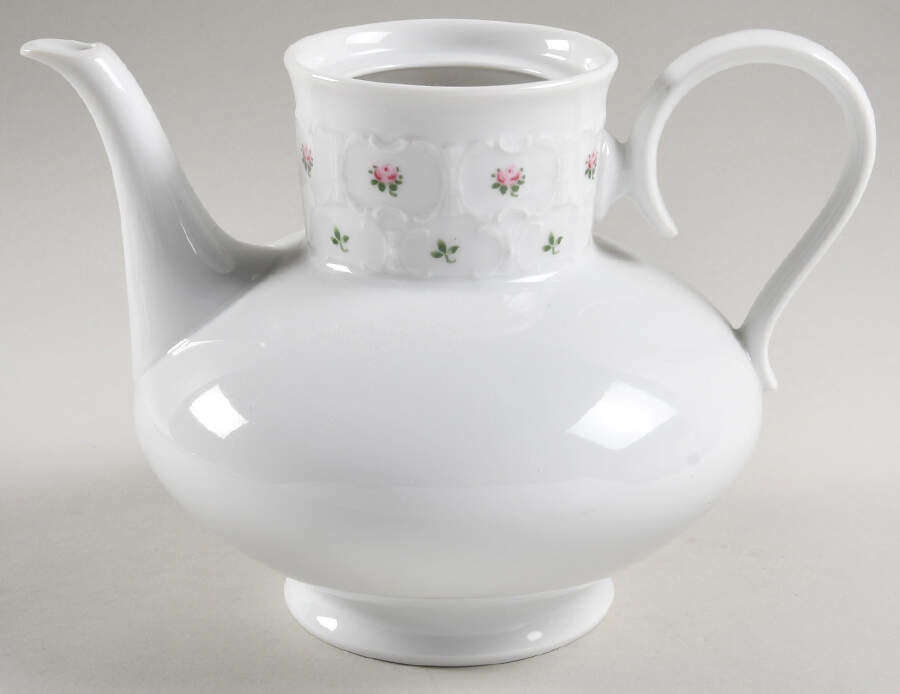 Pirouette Teapot No Lid by Belkraft-1
