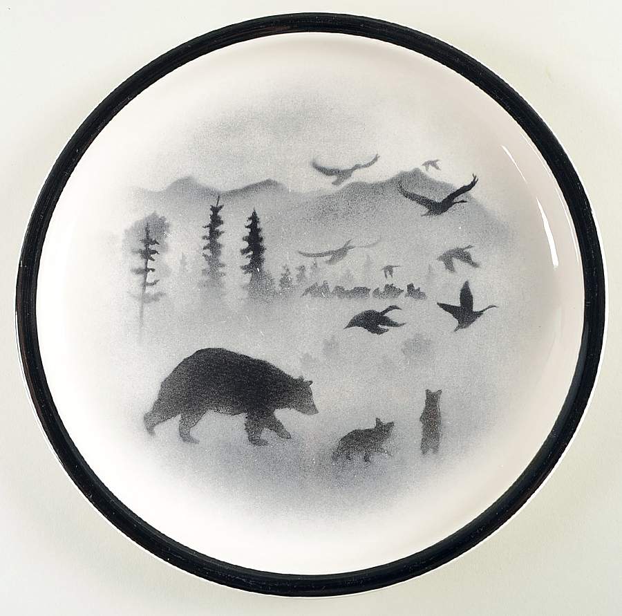 Bruins Dinner Plate by Big Sky Carvers-1