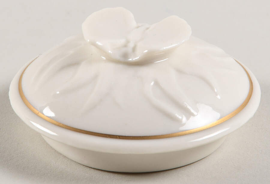 Butterfly Collection Lid for Trinket Box by Belleek Pottery (Ireland)-1