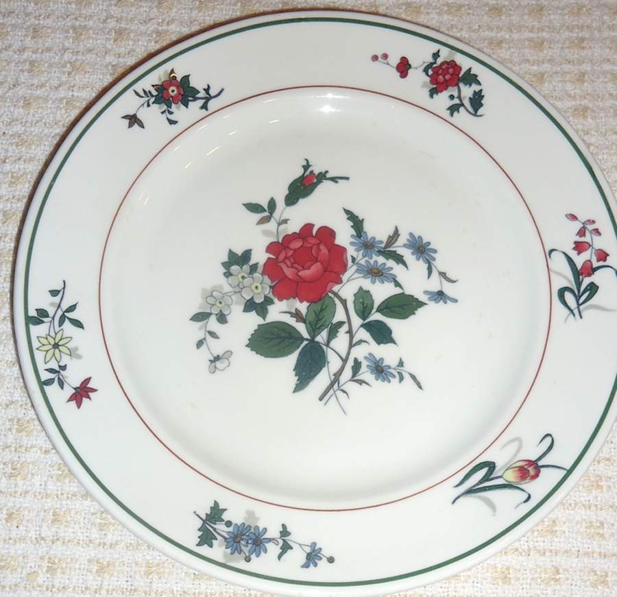 Marian Salad Plate by Buffalo Pottery-1