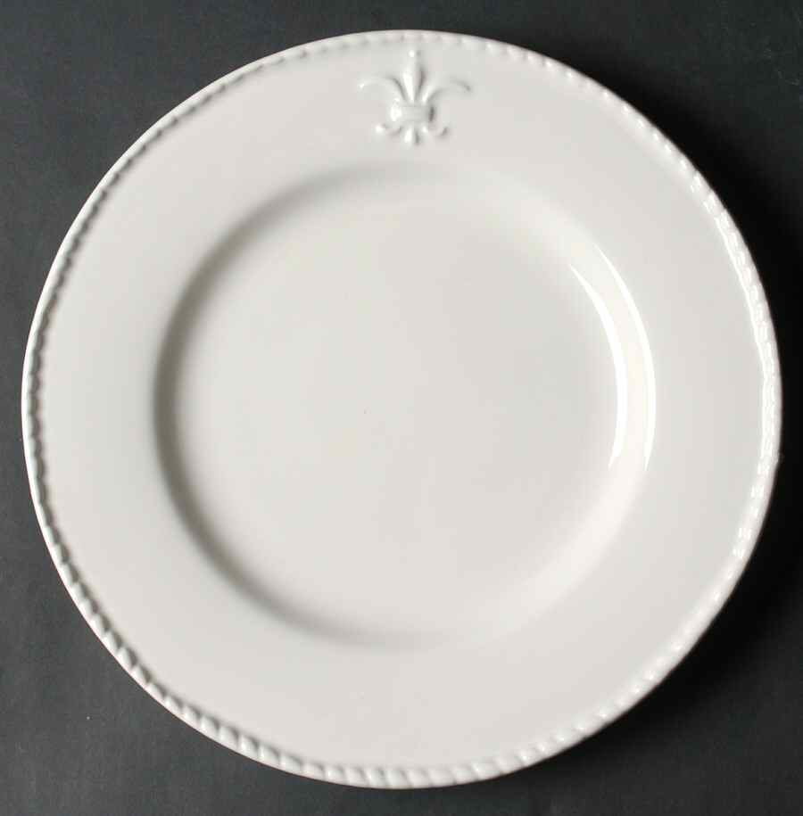 Fleur de Lis White Dinner Plate by Bordallo Pinheiro-1