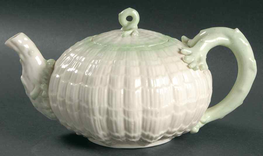 Tridacna Green (No Trim) Teapot & Lid by Belleek Pottery (Ireland)-1