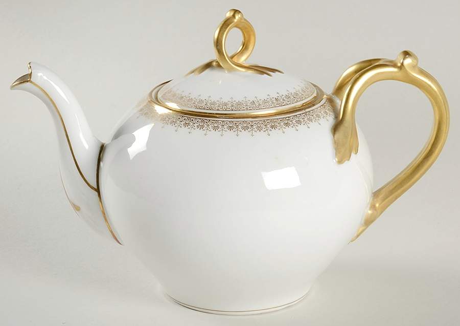 BER398 Teapot & Lid by Bernardaud-1