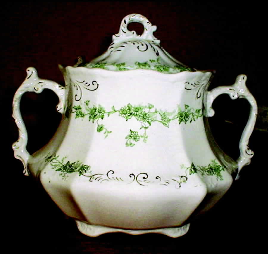 Lucerne Sugar Bowl & Lid by T & R Boote-1
