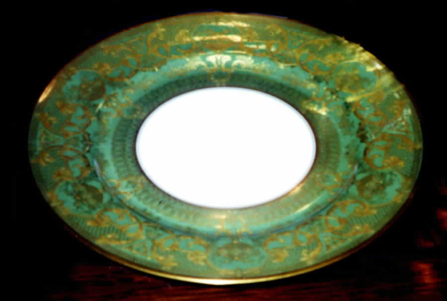 BER401 Green Dinner Plate by Bernardaud-1