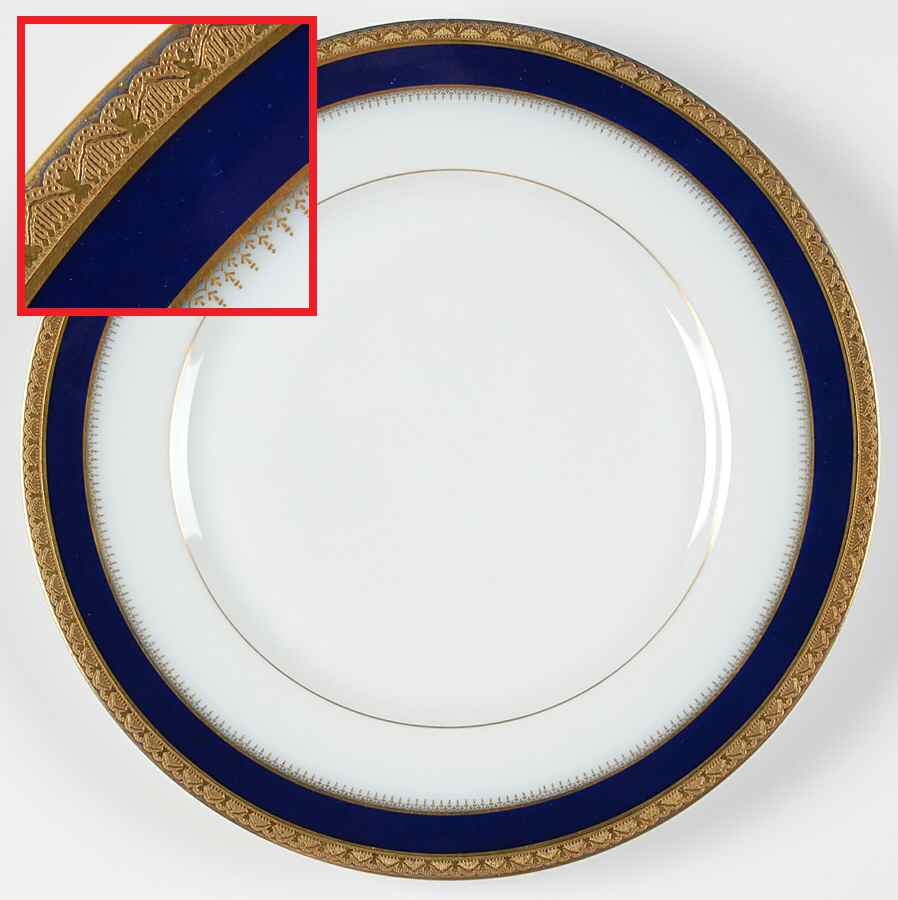 Fontainebleau-White Dinner Plate by Black Knight-1
