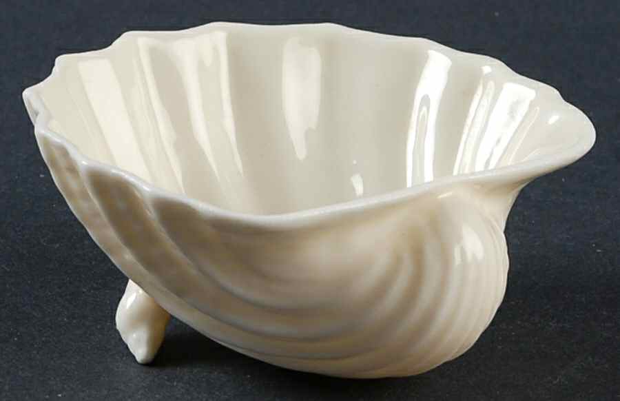 Neptune White Small Shell Shaped Dish by Belleek Pottery (Ireland)-1