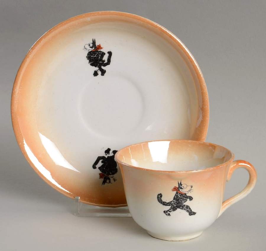 Felix the Cat Footed Cup & Saucer Set by Bennett Potteries-1