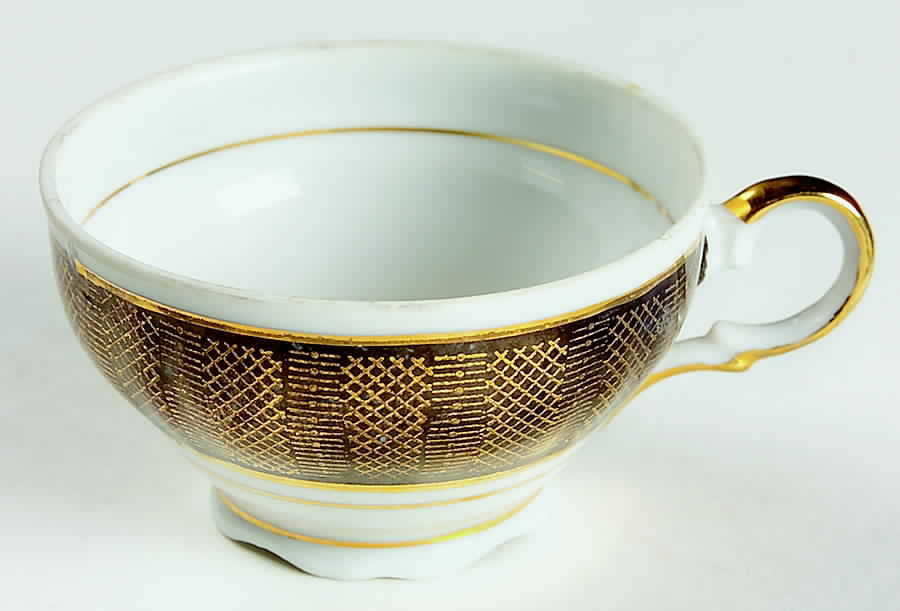 BAV222 Footed Demitasse Cup by Bavaria-1