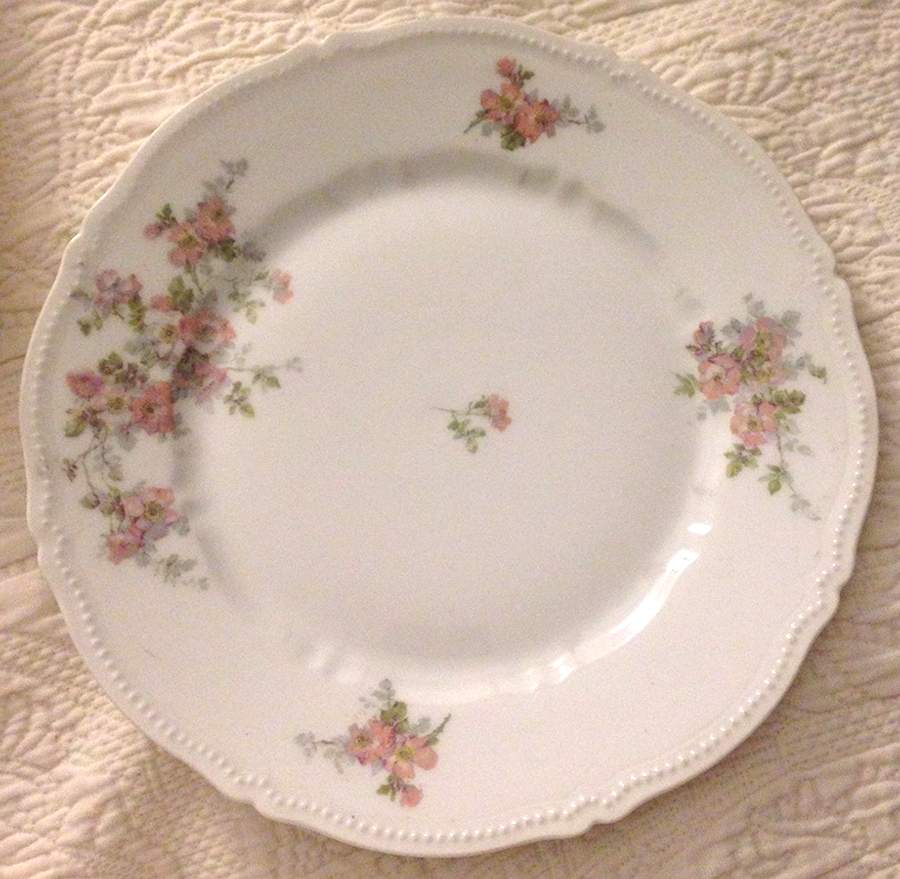 BOJ71 Dinner Plate by Jean Boyer (Limoges)-1