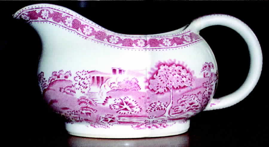 York Gravy Boat by Barratts-1