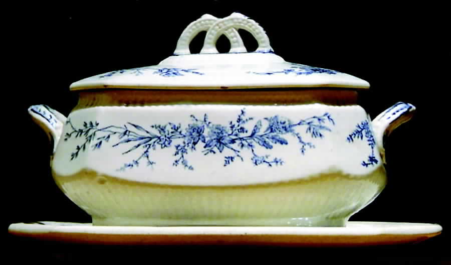 Clover Tureen & Lid w/Underplate by Burgess & Leigh-1