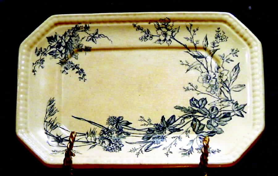 Clover Underplate for Tureen by Burgess & Leigh-1