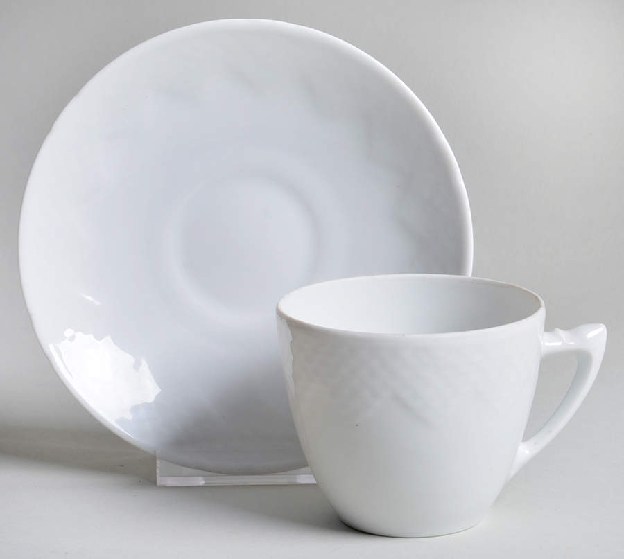 BIG53 Flat Cup & Saucer Set by Bing & Grondahl-1