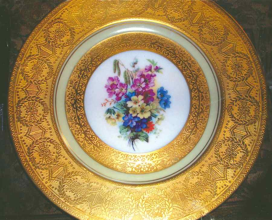 BAV228 Dinner Plate by Bavaria-1