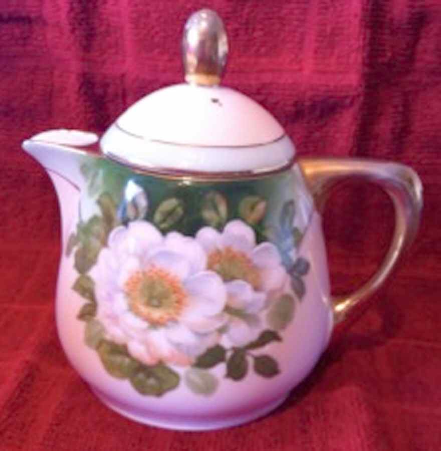 Beb27 Mini Teapot & Lid by Beyer & Bock-1