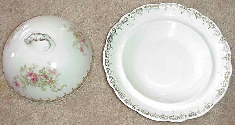 MOS67 Round Covered Butter by Moschendorf-1