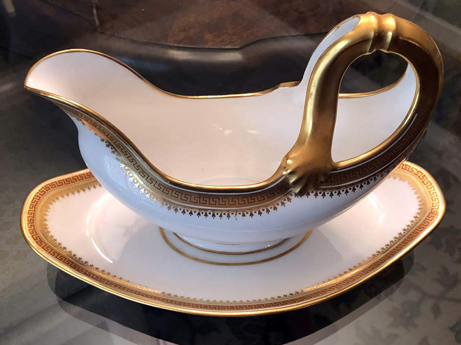 BER430 Gravy Boat & Underplate by Bernardaud-1