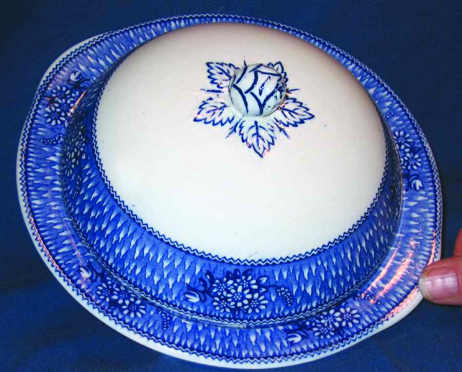 Dawn Round Covered Butter by Bishop & Stonier-1