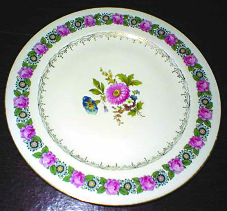 BEB19 Dinner Plate by Beyer & Bock-1