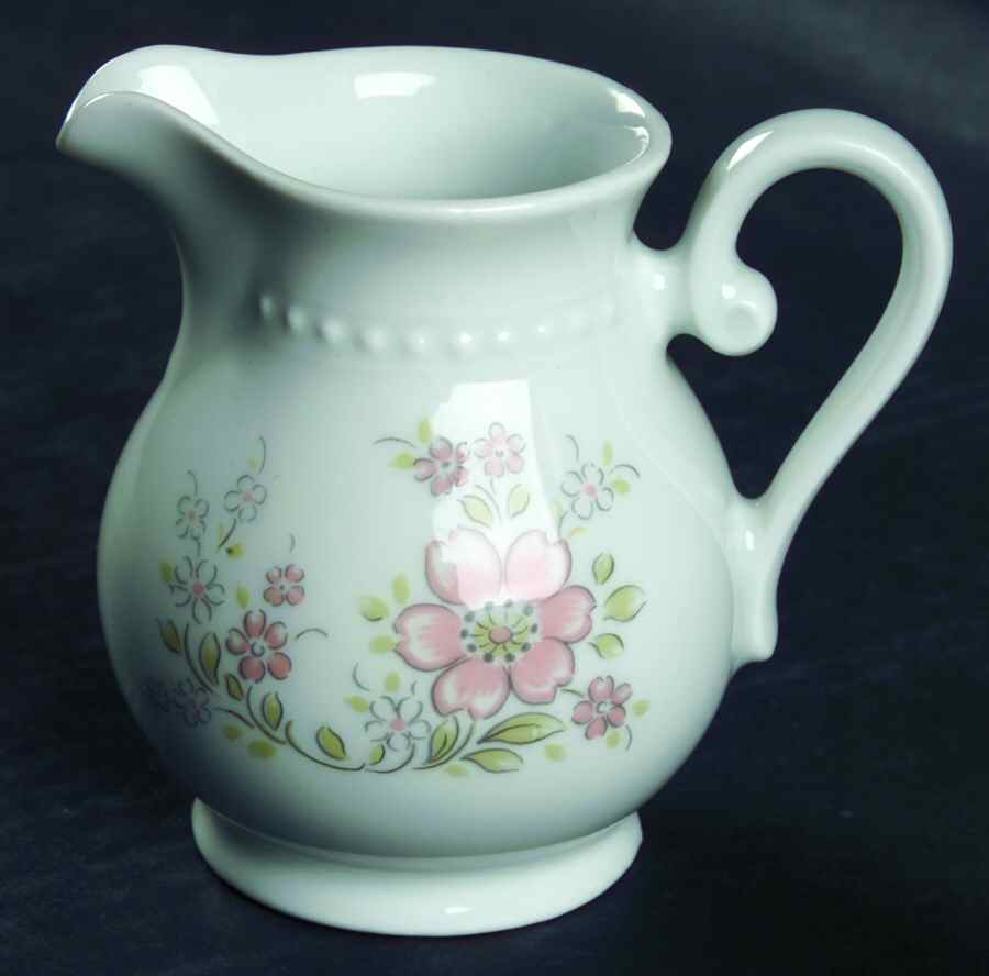 BTH163 Creamer by Bareuther & Co-1