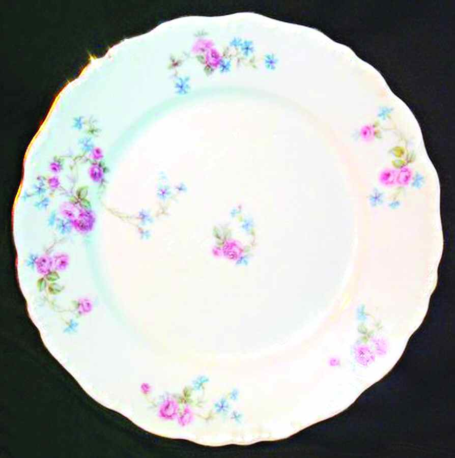 Picardy Rose Dinner Plate by Bawo & Dotter-1