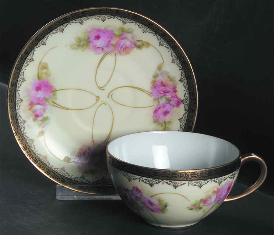 MOS71 Flat Cup & Saucer Set by Moschendorf-1