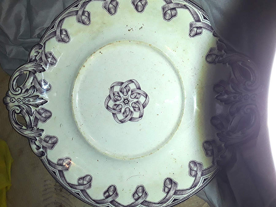Italie Handled Cake Plate by Brown, Westhead & Moore-1