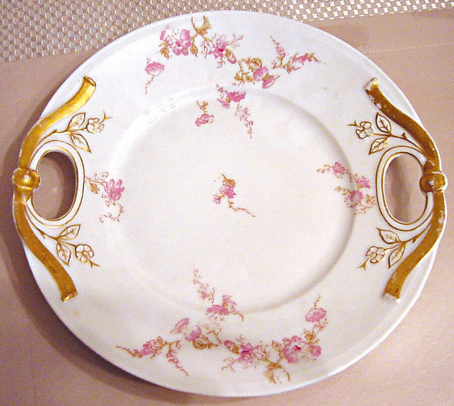 BWD500 Handled Cake Plate by Bawo & Dotter-1
