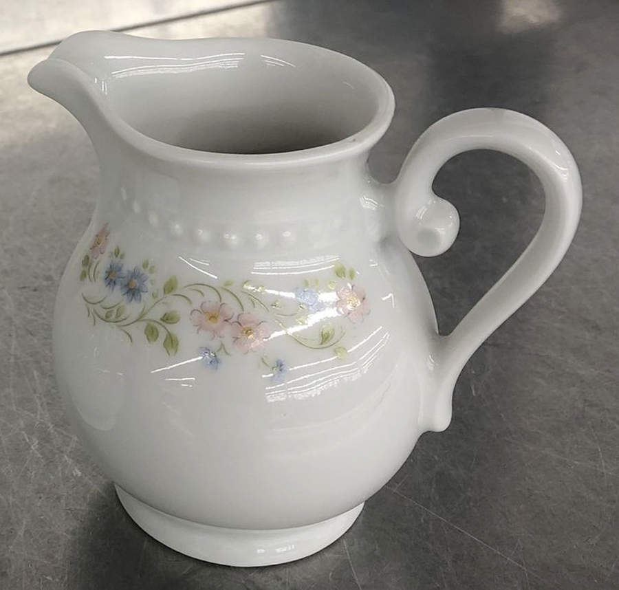 BTH168 Creamer by Bareuther & Co-1