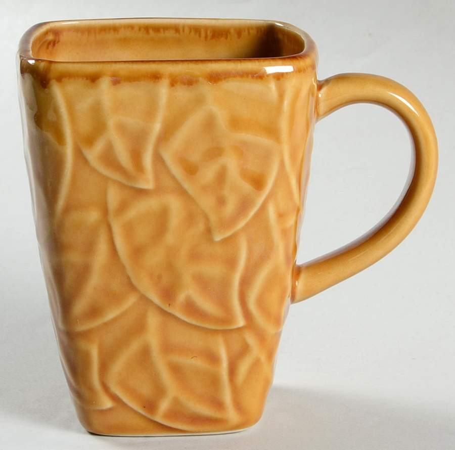 Tea Leaves Amber Mug by Baum Brothers-1