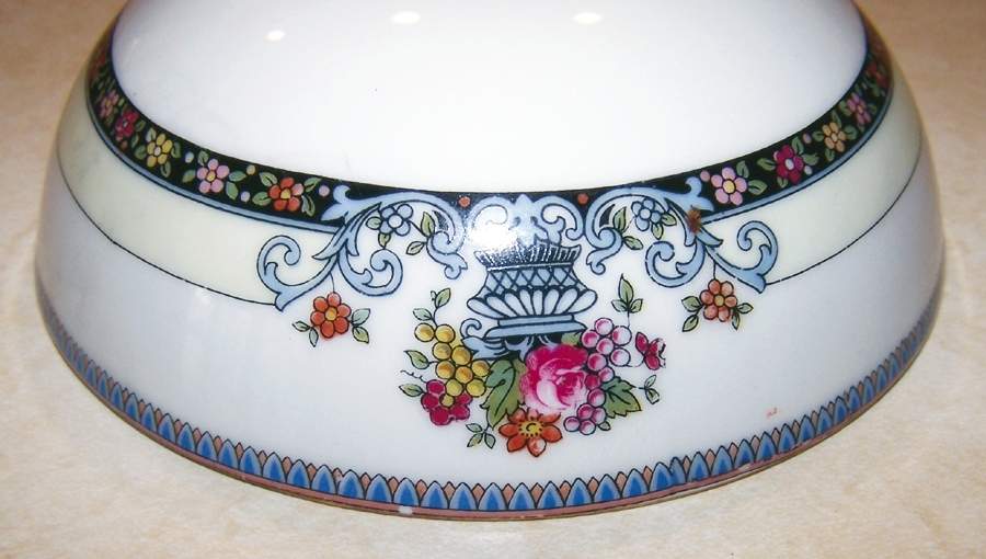 8571 Lid for Round Butter by Bloch & Co-1