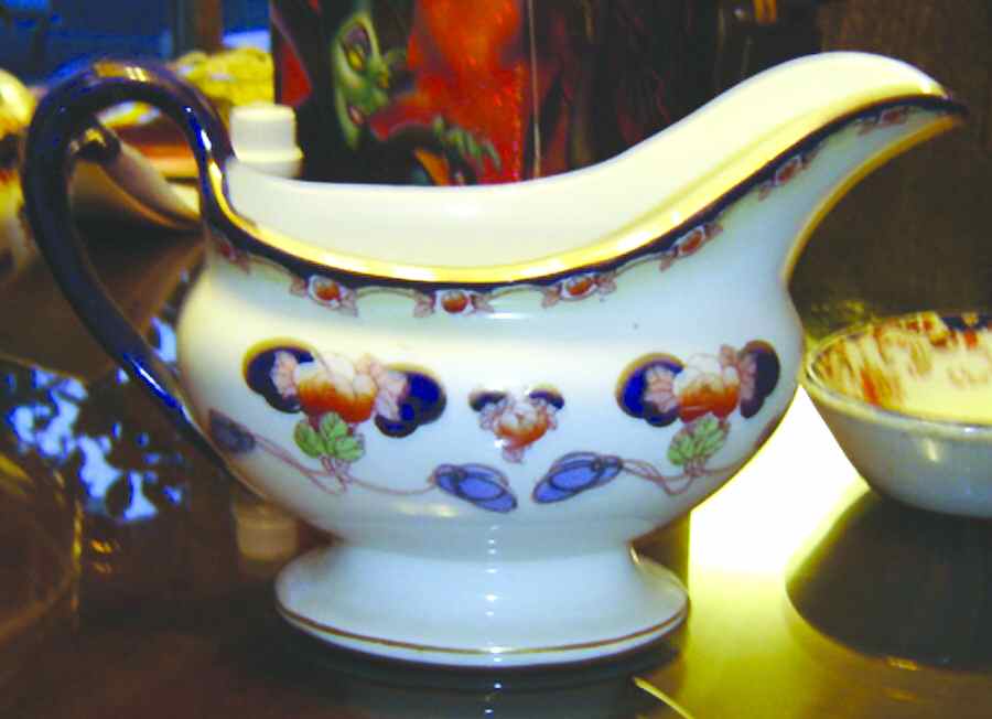 Ryder Gravy Boat by Bishop & Stonier-1